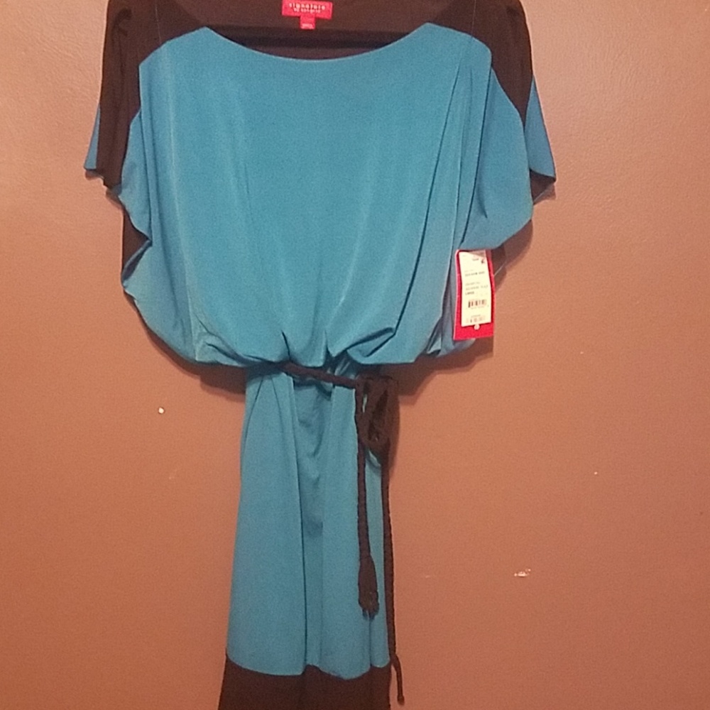 Dress - Picture 4 of 5